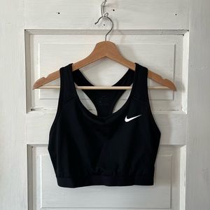 Women’s Sports Bra